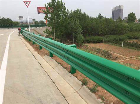 宁波波形护护栏怎么分类？